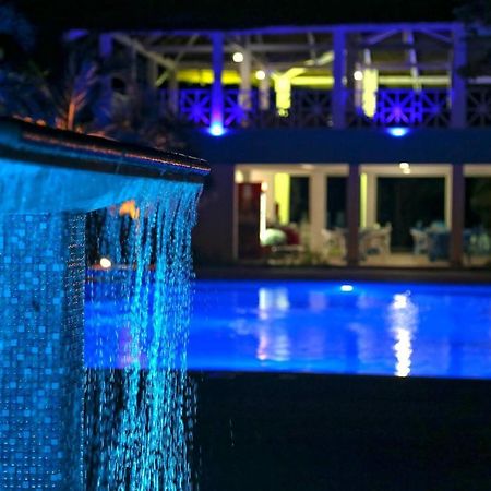 Djembe Beach Resort โคโลลิ ภายนอก รูปภาพ