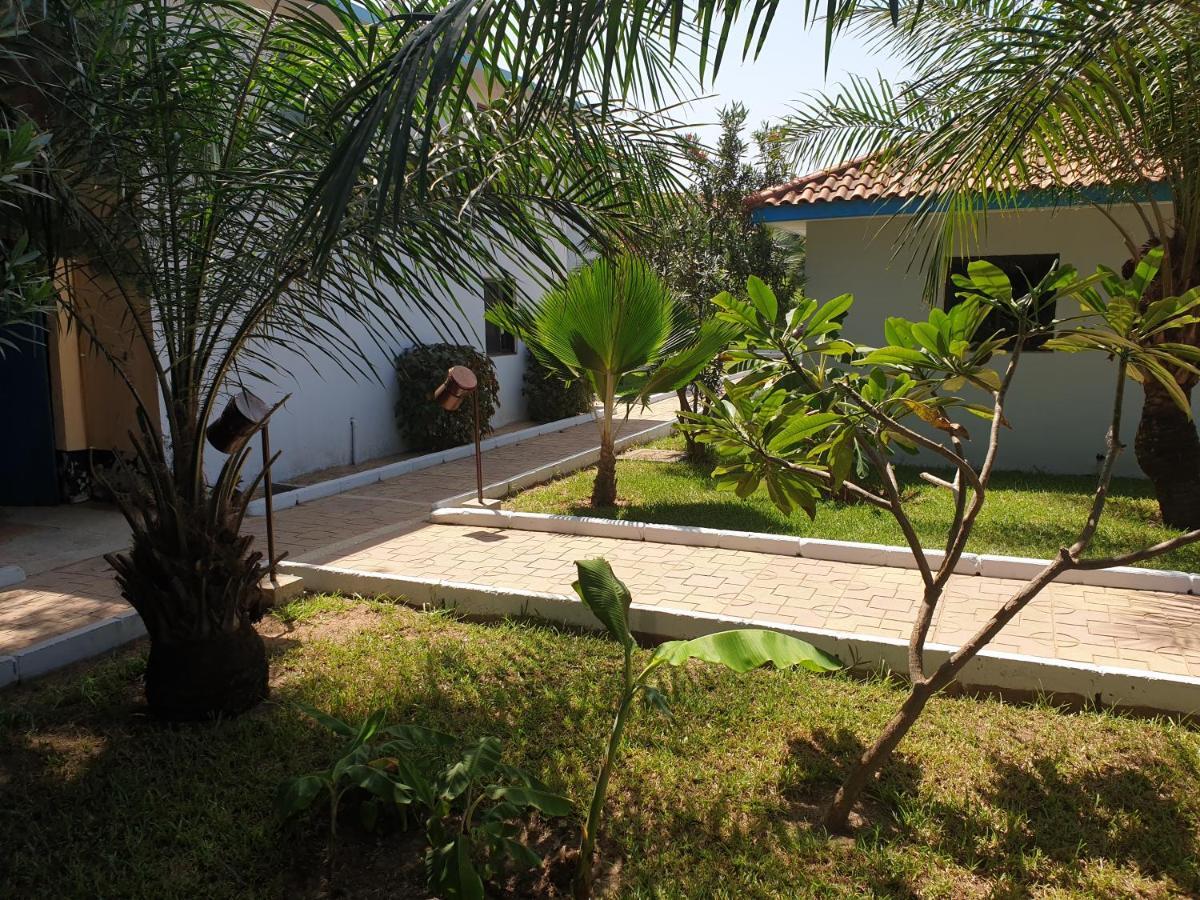 Djembe Beach Resort โคโลลิ ภายนอก รูปภาพ