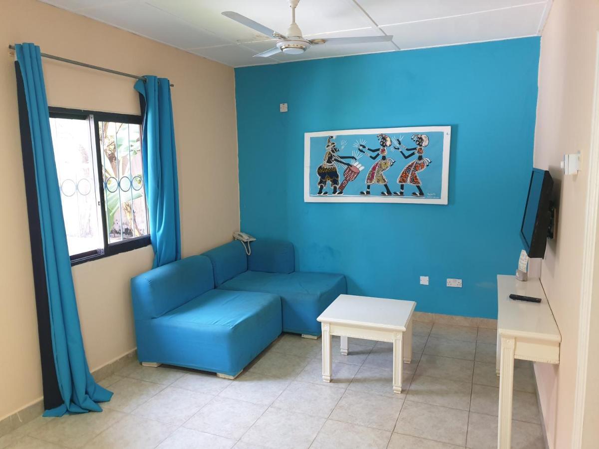 Djembe Beach Resort โคโลลิ ภายนอก รูปภาพ