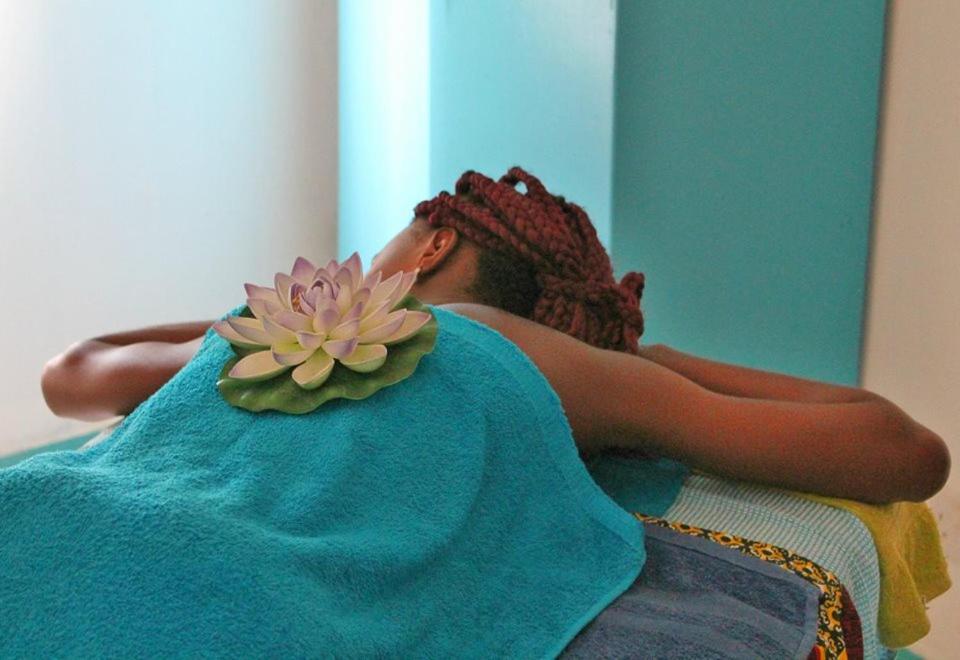 Djembe Beach Resort โคโลลิ ภายนอก รูปภาพ