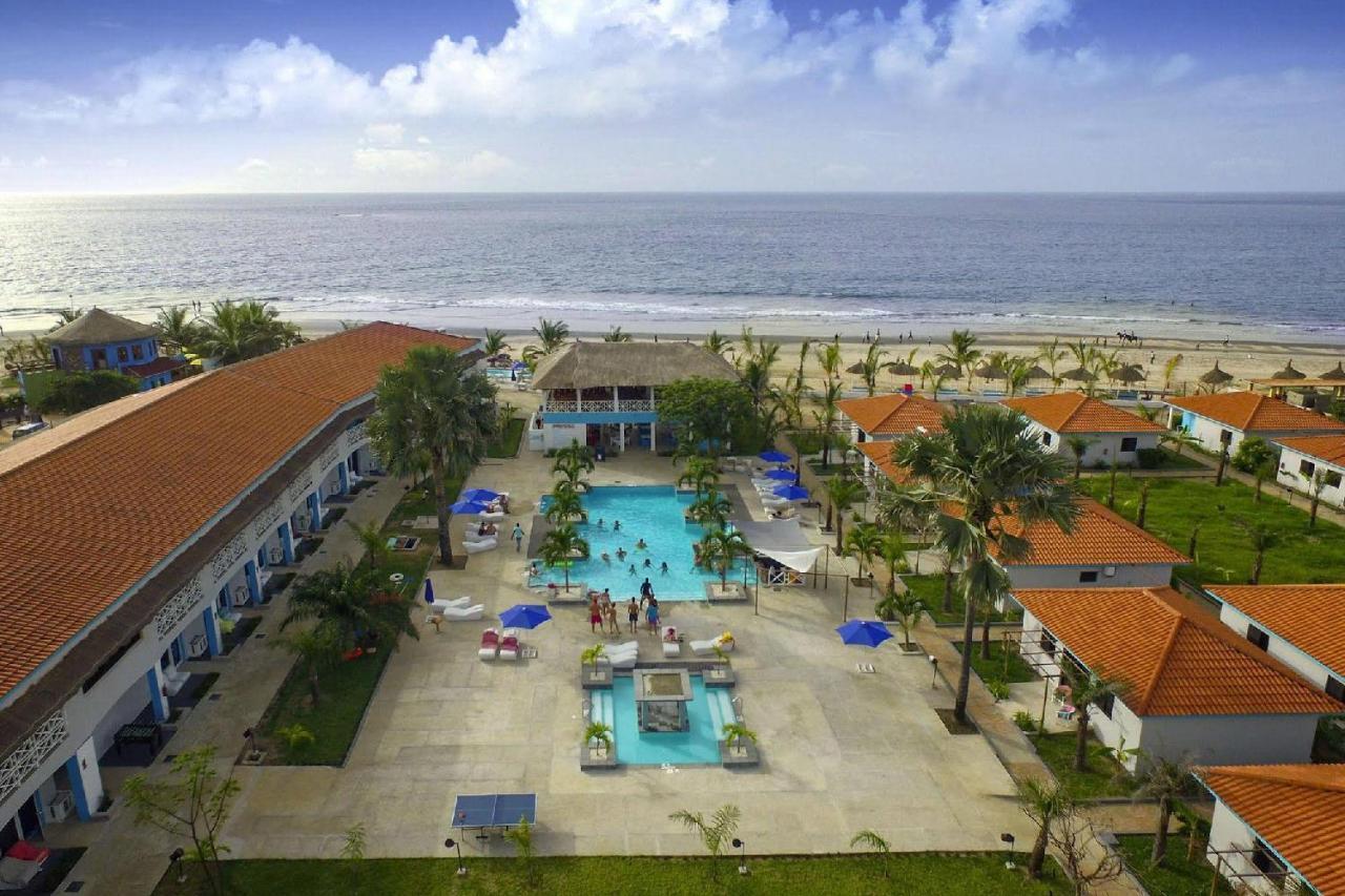 Djembe Beach Resort โคโลลิ ภายนอก รูปภาพ